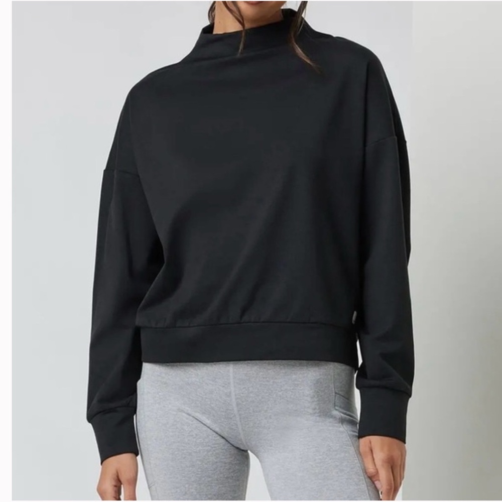 $50 final sale! No offers! Vuori Funnel Neck Granite Sweatshirt Pullover